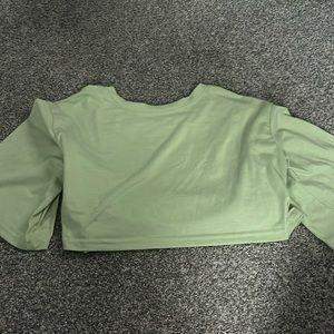 Light green cropped t